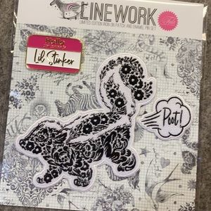 Tula Pink Linework "Skunk Patch & Lil Stinker Pin"